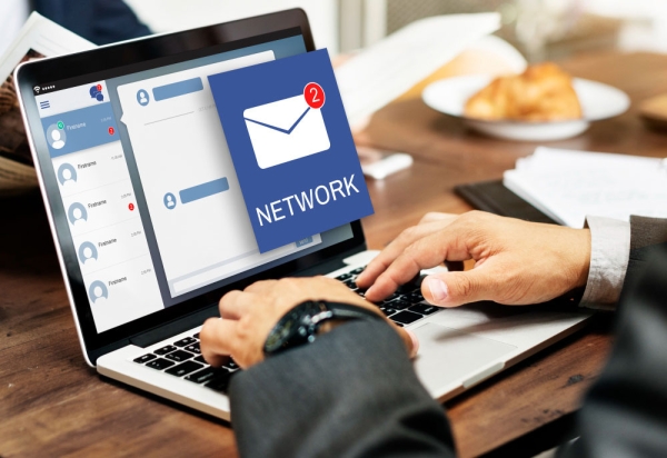 How to Set Up a Business Ema...